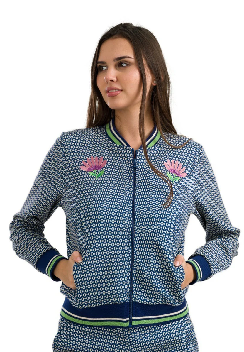 Frauen Jacken & Pullover